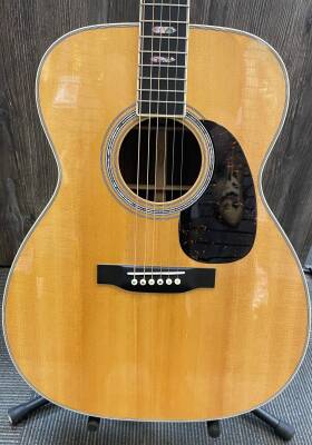 Store Special Product - Martin Guitars - J-40 Jumbo Body Acoustic Guitar with Hardshell Case